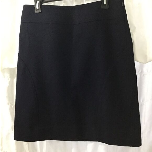 Tory Burch Sz 6 Wool Black skirt patterned - Picture 1 of 5